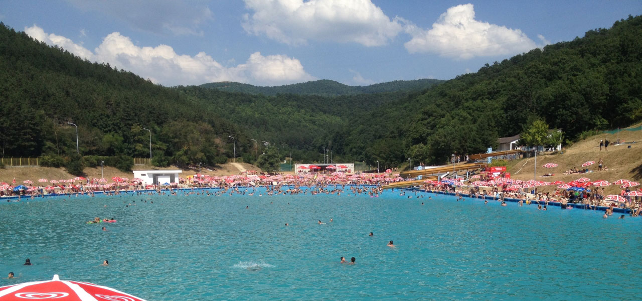 Kosovo Germia Park schwimmbad