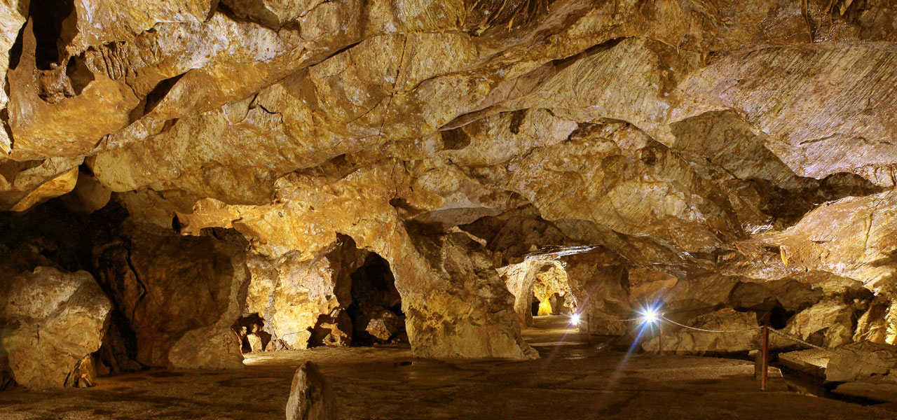 Tropfsteinhöhle Gadime