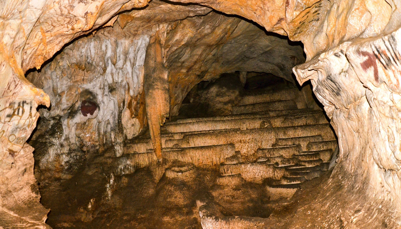 Radac Höhle Peja Rugova