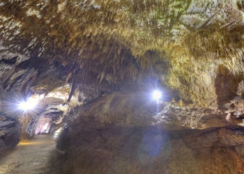 Tropfsteinhöhle Gadime