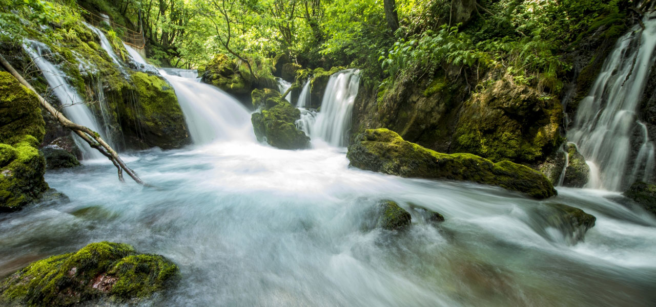 Weißer Drin Wasserfälle